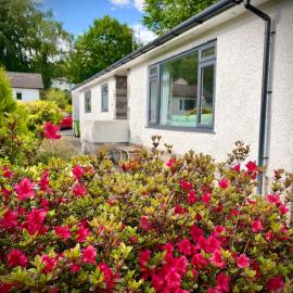 3-bedroom bungalow, central Ambleside with parking, hotel in Ambleside