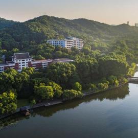 Shangri-La Hangzhou, hotel in Hangzhou