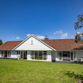 Grand Lodge - Ohakune Holiday Home