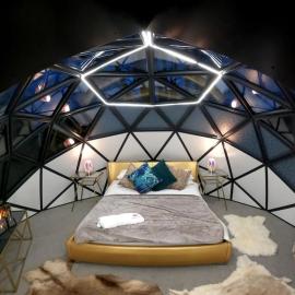 Romance - Stargazing - Hot tub & sauna!, hotel in Camborne