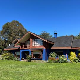 Agua y Campo Hotel Boutique, hotel in Osorno