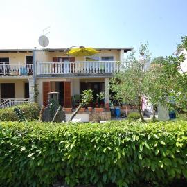 Apartments with parking space Vantacici, Krk - 20507