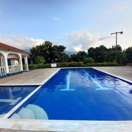 SEDE CAMPESTRE PEÑA NEGRA: La Gran Via'da bir otel