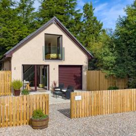 Taighsona Bothy - Luxury Bothy in the Heart of Speyside - On the Whisky Trail