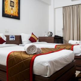 The Altruist Koparkhairane Hotel, hotel in Ghansoli