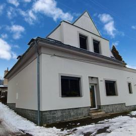 Ubytovaní Ve Dvoře II., hotel in Mosty u Jablunkova