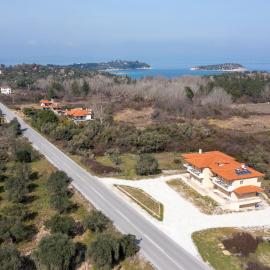 Les Oliviers - Studios & Apartments, Hotel in Vourvourou
