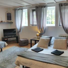 Le Gîte du Chêne Rouvre, hotel a Corbeil-Cerf