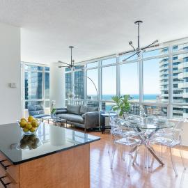 Beautiful Modern Toronto Luxurious Scotiabank Arena, hotel en Toronto