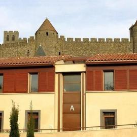 Adonis Carcassonne: Carcassonne şehrinde bir otel