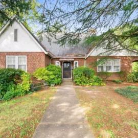 Welcome To Downtown Pickens close to Clemson and Lake Keowee, hotel v destinácii Pickens