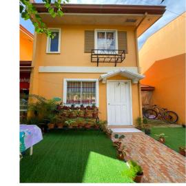 Hillview Apt w/ Pool Access - Free Wifi