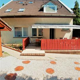 Sylvia Apartman, hotel a Balatonalmádi