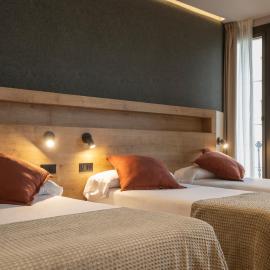 Fontanella By BCN URBAN Rooms
