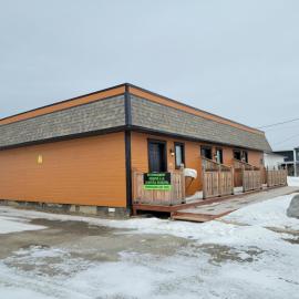 Motel Au Bord de l'Eau: Rimouski şehrinde bir otel