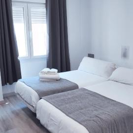Hostal Doña Isabel, hotel in Majadahonda