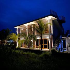 MAIMALU BEACH VIEW, Hotel in Airsatang
