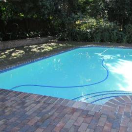 Lovely 1-bedroom rental with a pool