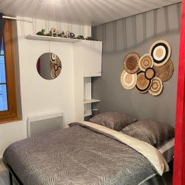 Appart hôtel Toucy 2 โรงแรมในToucy