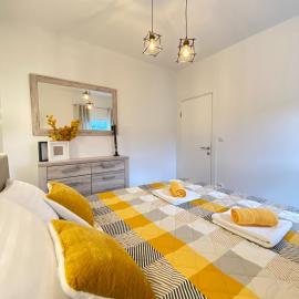 Gold Apartments, hotelli kohteessa Skradin