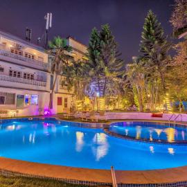 The Boho, Vagator Beach Goa Near Thalassa: Anjuna şehrinde bir otel