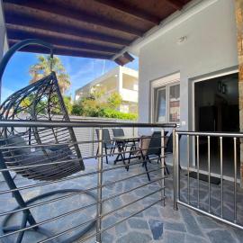 APARTMENT ALIKI