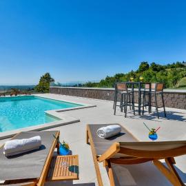 Amazing Home In Kalnik With Sauna、Kalnikのホテル
