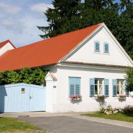 Pension Buch, Bed and Breakfast, hotelli kohteessa Eberau