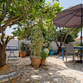 Summer Garden Studio - village location