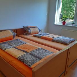Thüringer Zimmer, hotel in Suhl