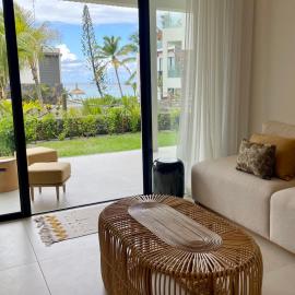 Exclusive beachfront apartment, hotel a Belle Mare