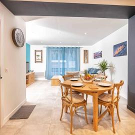 Appartement Modane Gare Wifi stationnement gratuit, hotel u gradu 'Modane'