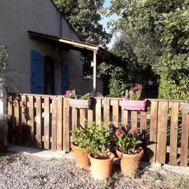 CHEZ BETTY, Hotel in Le Luc