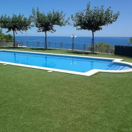 résidence avec piscine face à la mer, 1ère ligne