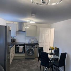 Luxury Town Center Studio Stevenage, hotel in Stevenage