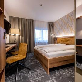 EGINO-Premium Hotel, Restaurant & Bar, готель у місті Eggenburg