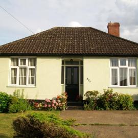 Beech Tree Cottage with free parking