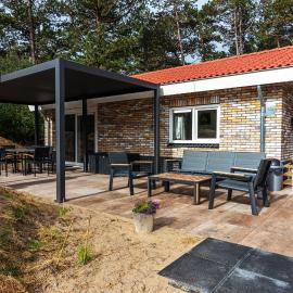 Nesserduinen, hotel u gradu Nes