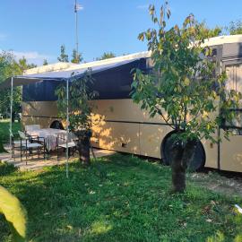 terrebioBus, hotel i Visnadello