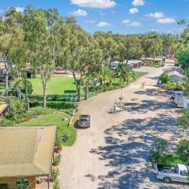 Torrumbarry Weir Holiday Park，Patho的飯店