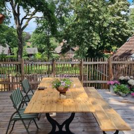 NEU! Alte Schule Jarnsen Oberstübchen mit Balkon, hotel em Lachendorf