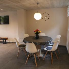 Ferienwohnung Am Pfaffenderbach、Ralingenのホテル