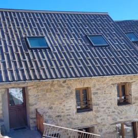 Maison de village au cœur du hameau Les Marches à Orcières, hotel in Orcières