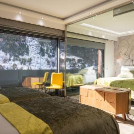 El Tarter THE MIRROR & SPA luxury apartments, Hotel in El Tarter