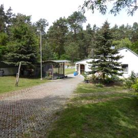 Ferienhaus Am Waldrand - "Nebra", hotel en Tornitz