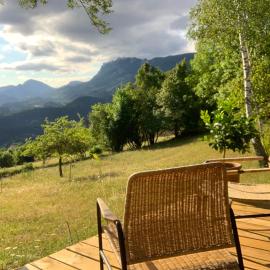 Gîtes du Puyjovent - Côté Vallée - à 15 minutes de Crest, vue panoramique, calme