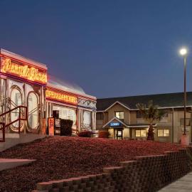Travelodge by Wyndham Yuma