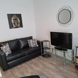 1 Bed Apart, hotel in Dowlais