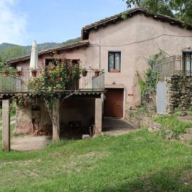 Llevant, El Molí de la Plana, hotel a Riudaura