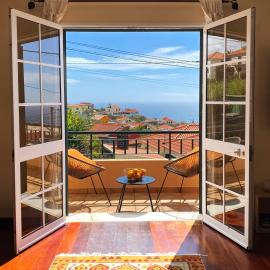 Villa Oleander Madeira - Sunny - Ocean View - Swimming Pool โรงแรมในTábua
